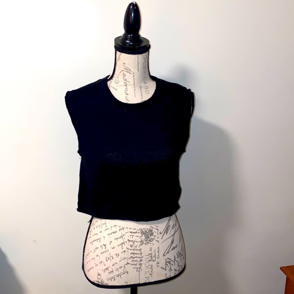 5/$20 Wild Fable Sleeveless Black Crop Top